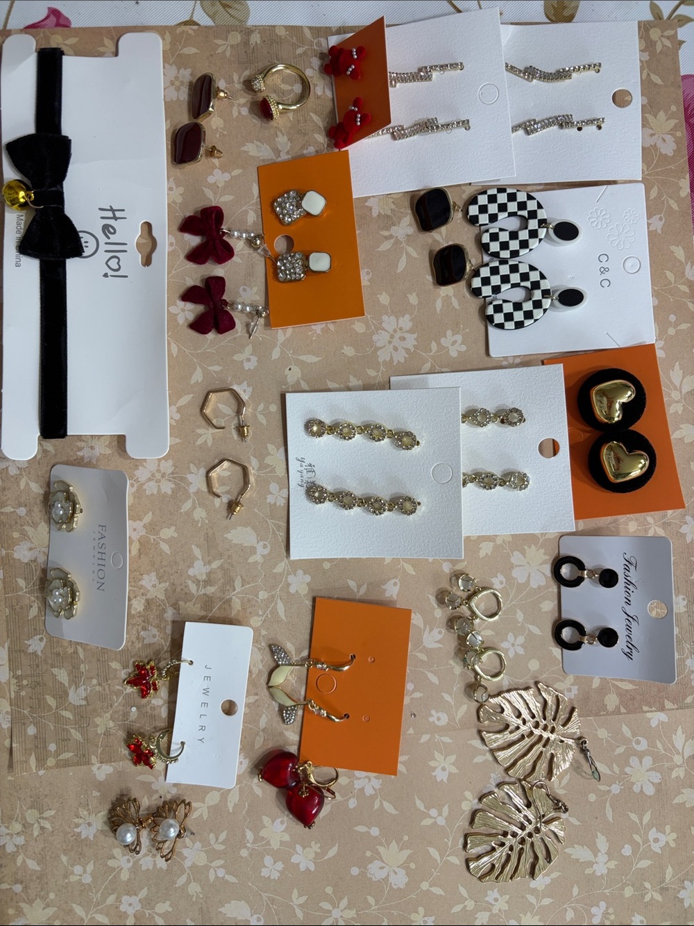 20 piece custom jewelry bundle! $20 or best offer